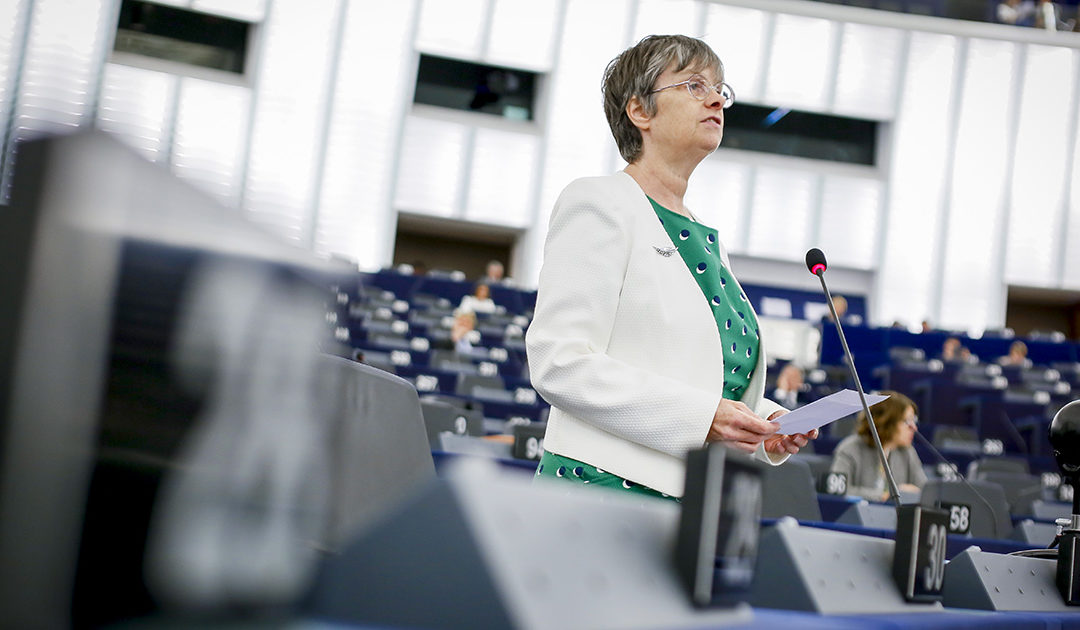 European Parliament tells ECB: make QE climate-friendly